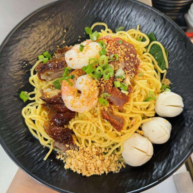 Royal Thai Noodle